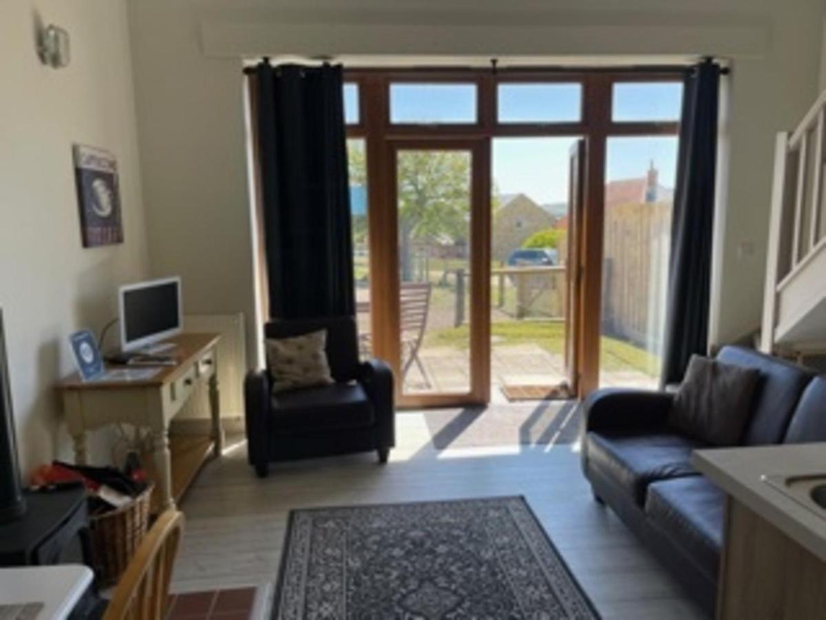 Bike Shed - Beautiful 1-Bed Cottage In Shorwell Exteriör bild