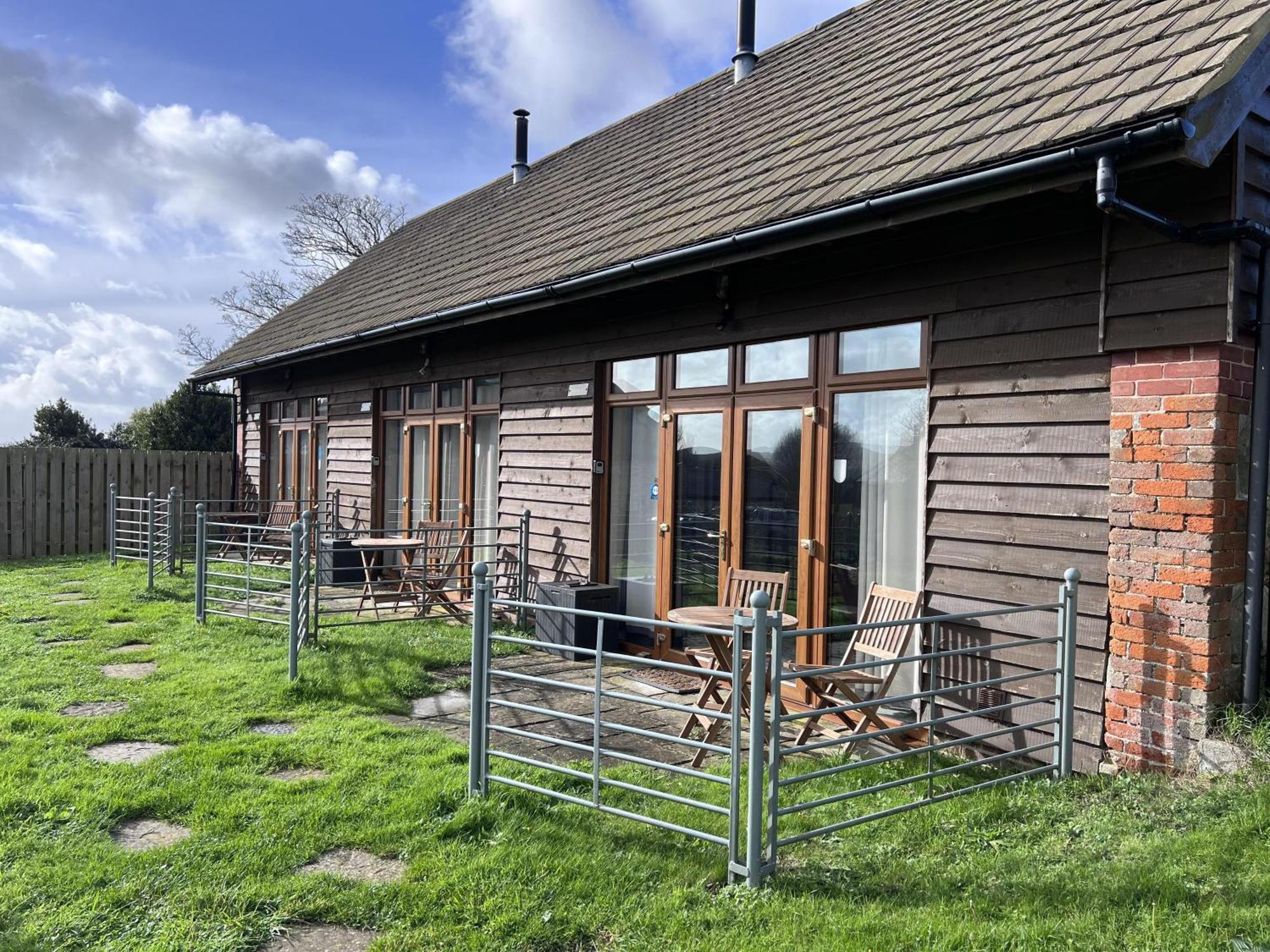 Bike Shed - Beautiful 1-Bed Cottage In Shorwell Exteriör bild